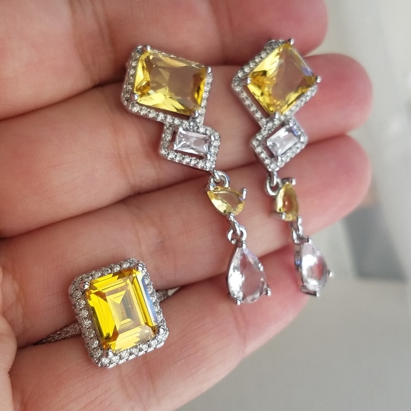 Swarovski Elements 925 Sterling Silver Citrine Yellow Solitaire Ring NEW - Picture 4 of 15